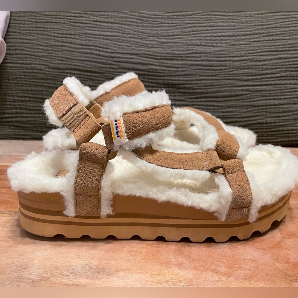 Reef Sherpa lined platform sandals